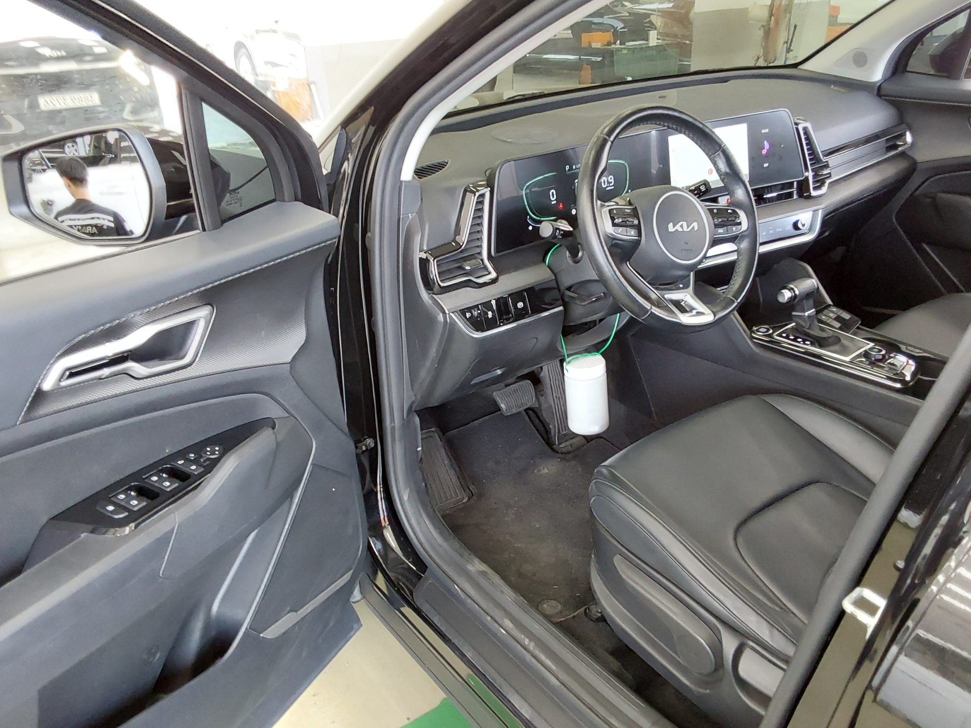 2022 - kia sportage