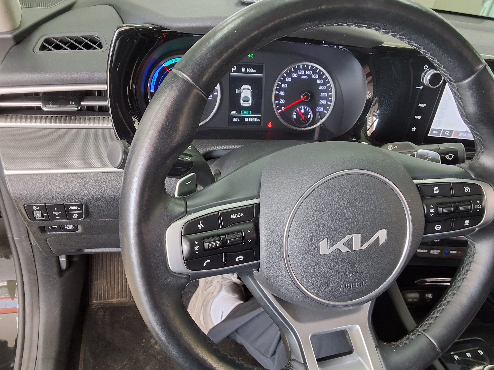 Kia K5 - 16