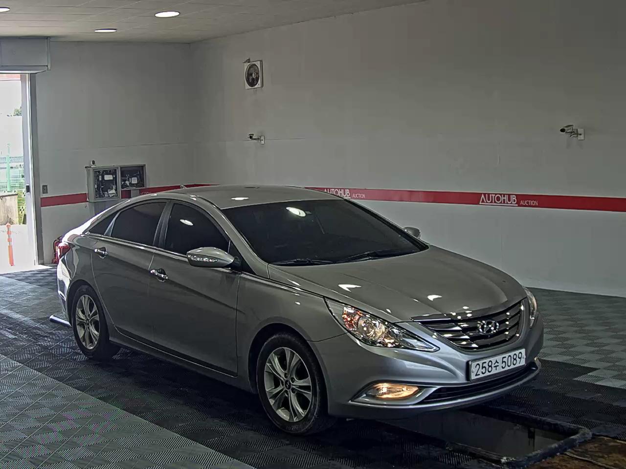 2011 - hyundai sonata