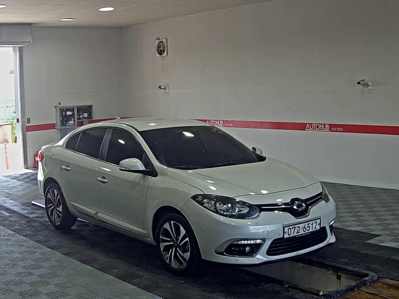 2017 - renault sm3