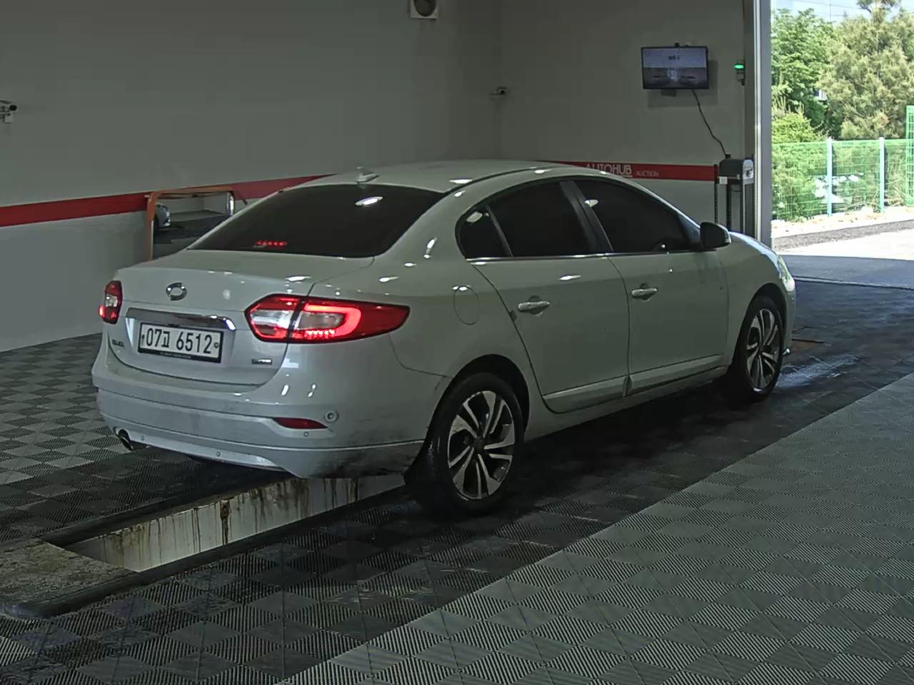 2017 - renault sm3