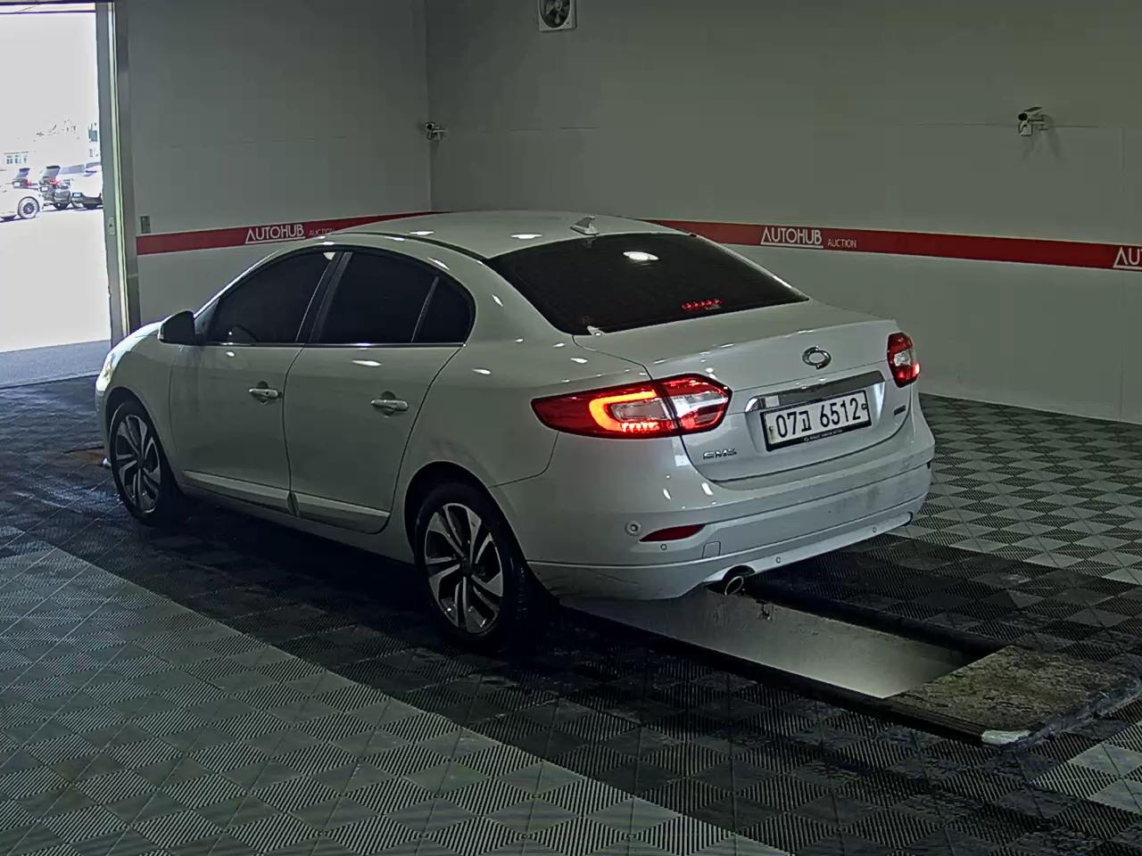 2017 - renault sm3
