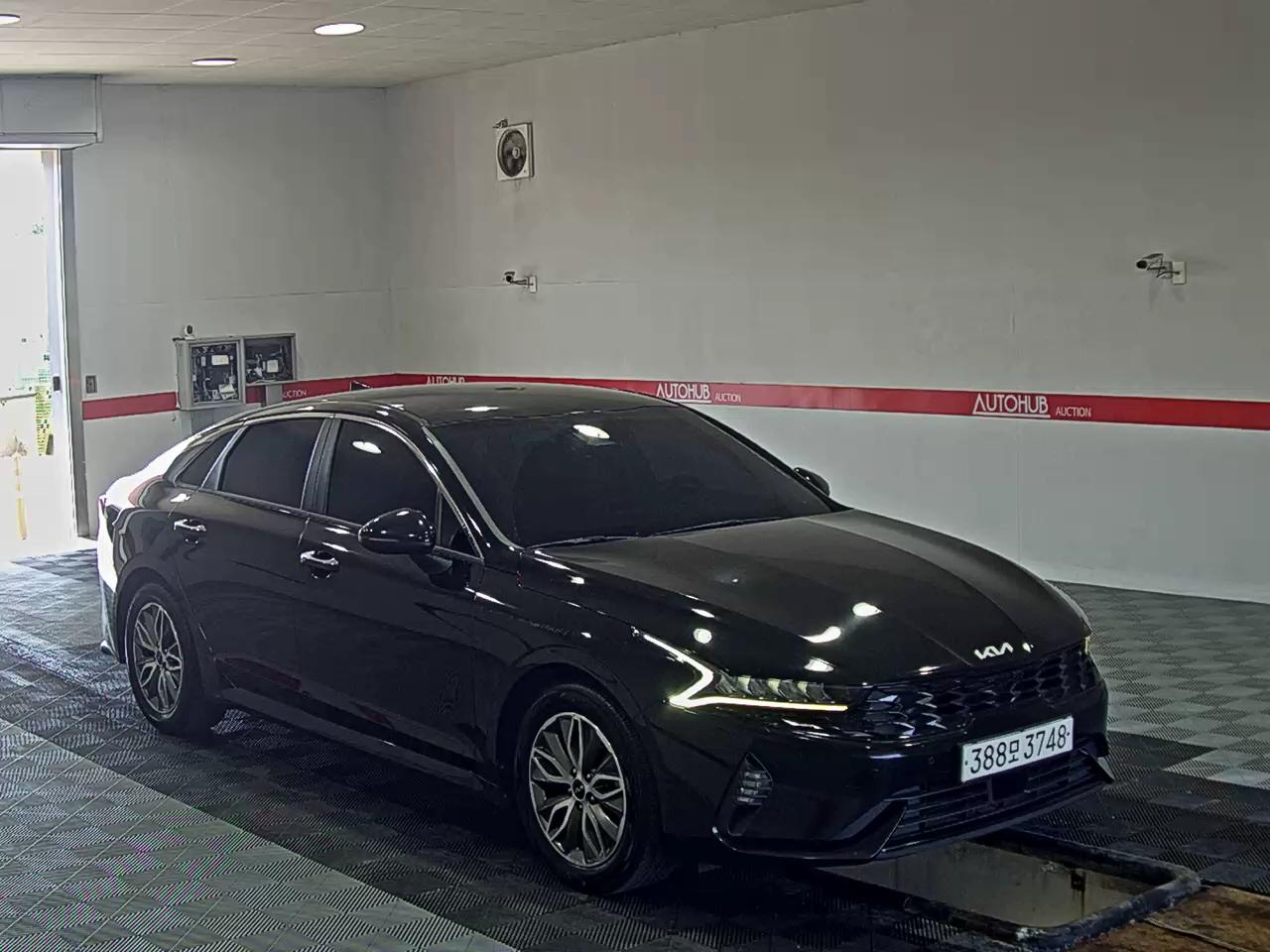 Kia K5 - 2