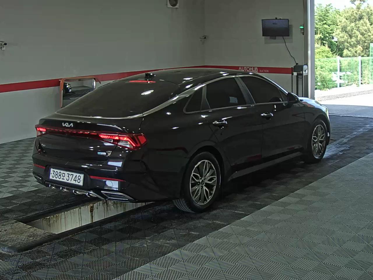 Kia K5 - 4