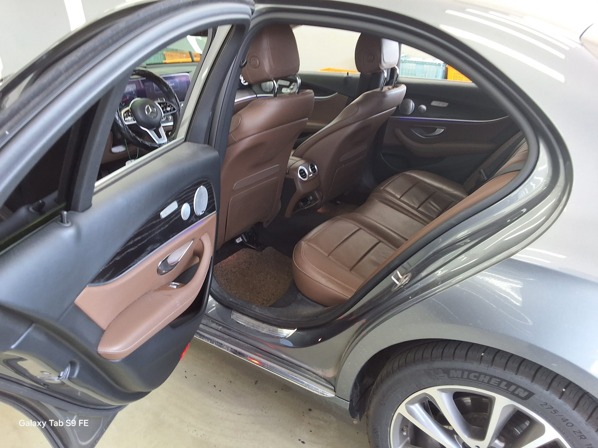 2019 - mercedes-benz e300