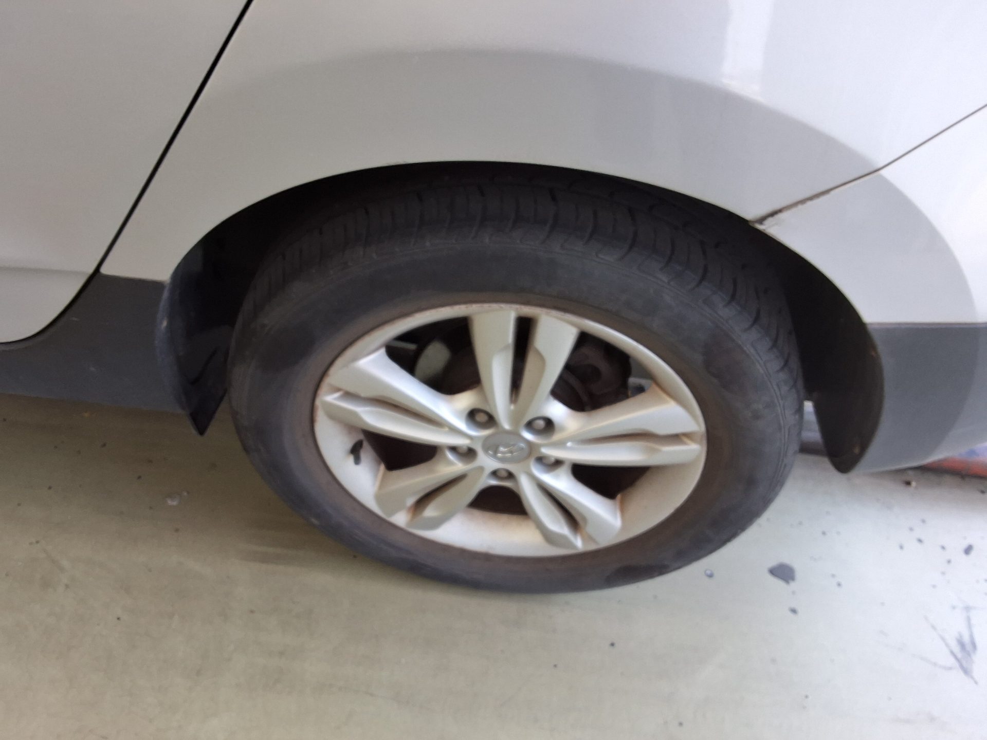 2010 - hyundai tucson