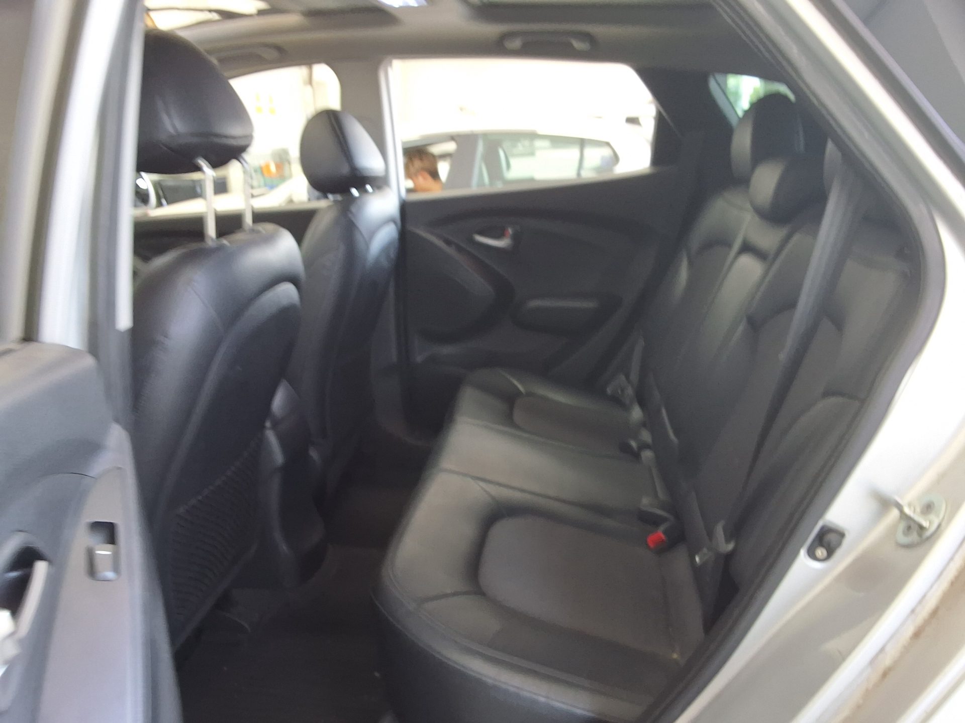 2010 - hyundai tucson