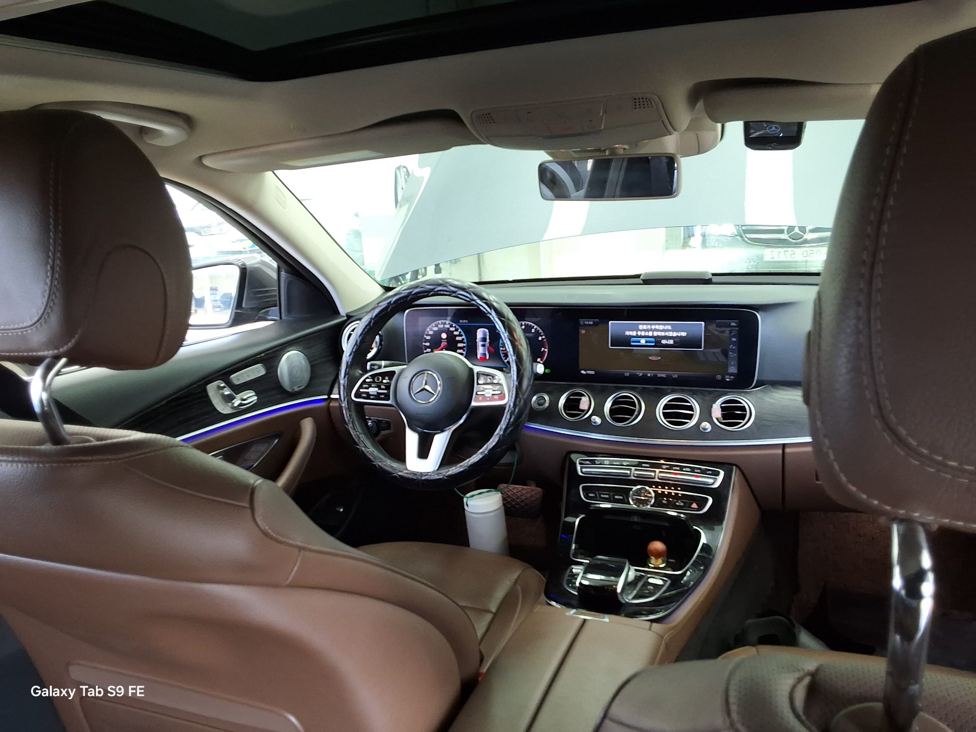 2019 - mercedes-benz e300