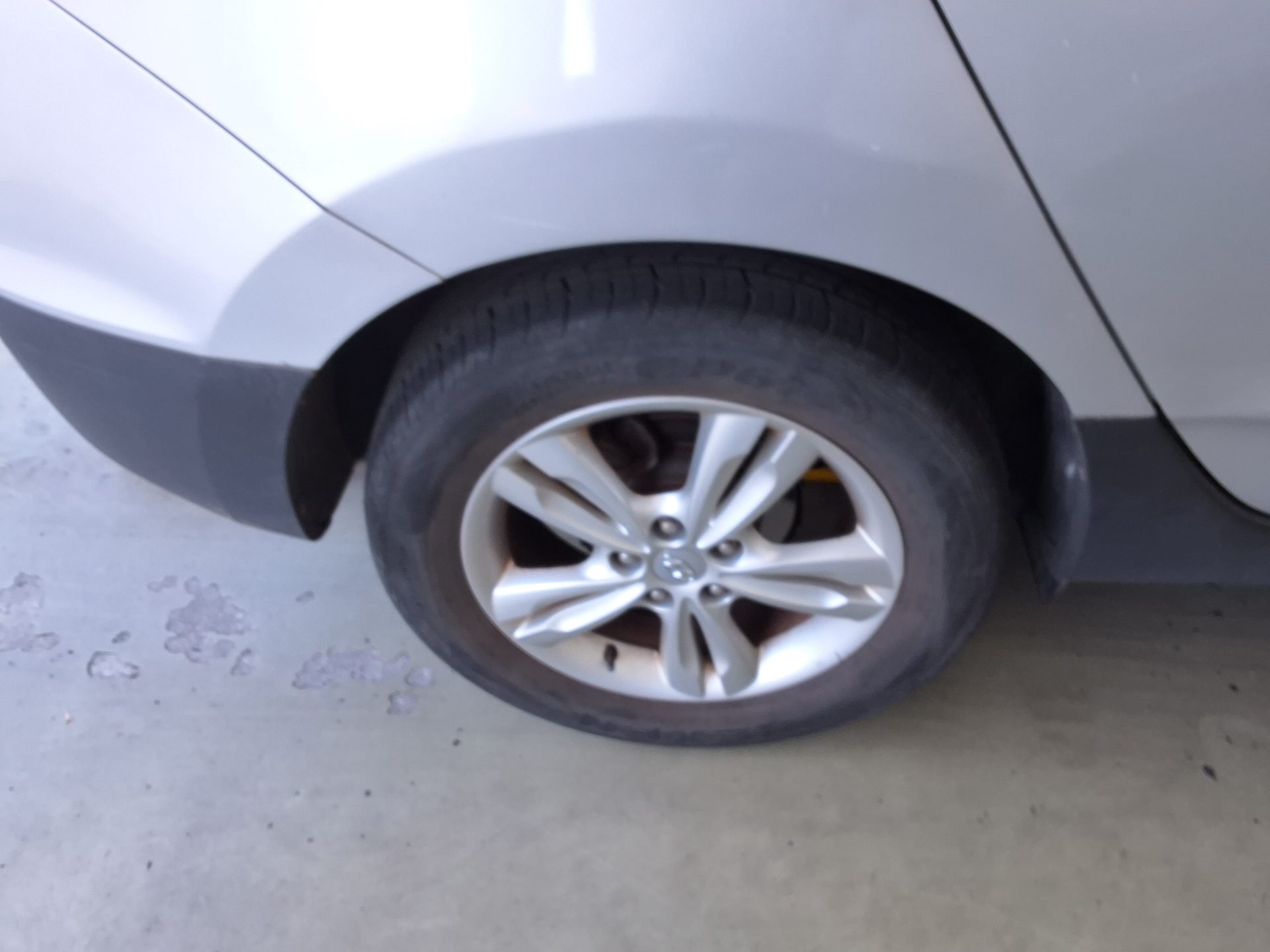 2010 - hyundai tucson