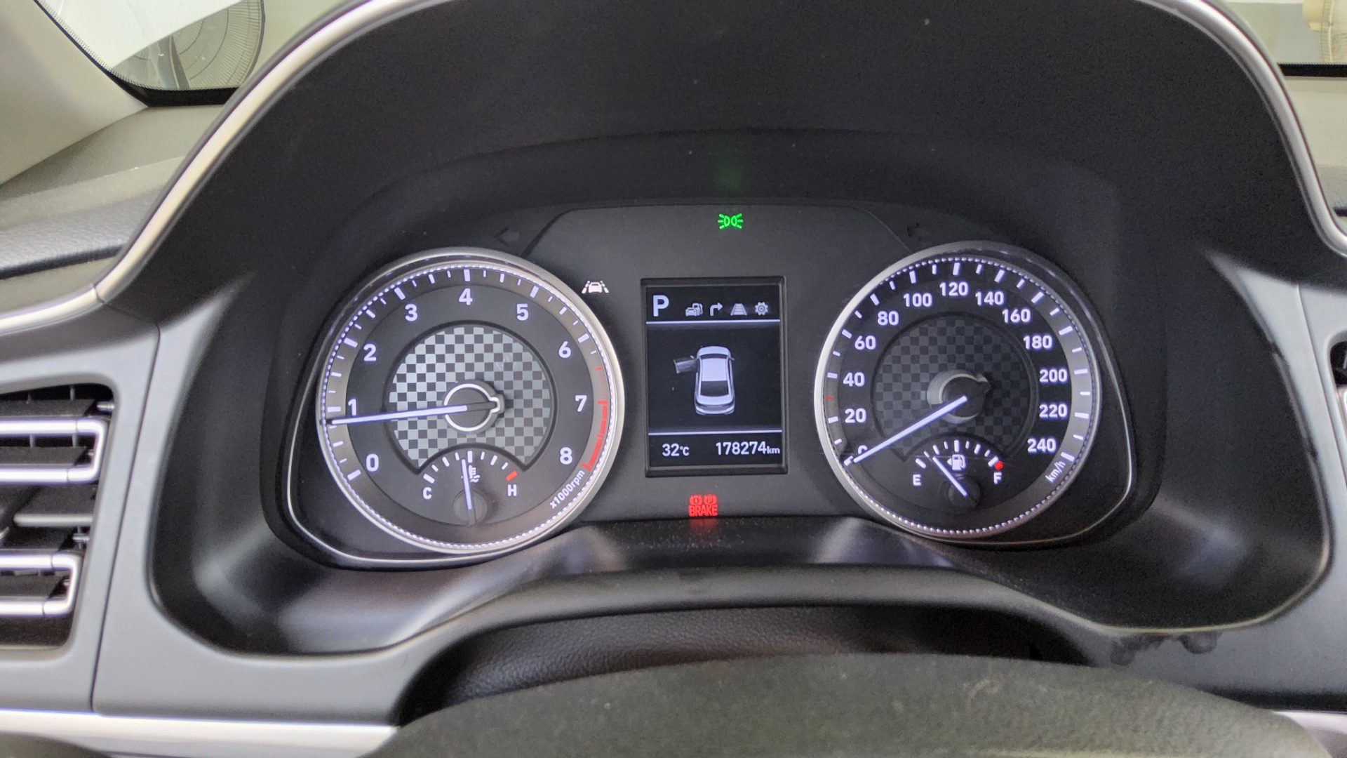 2019 - hyundai avante