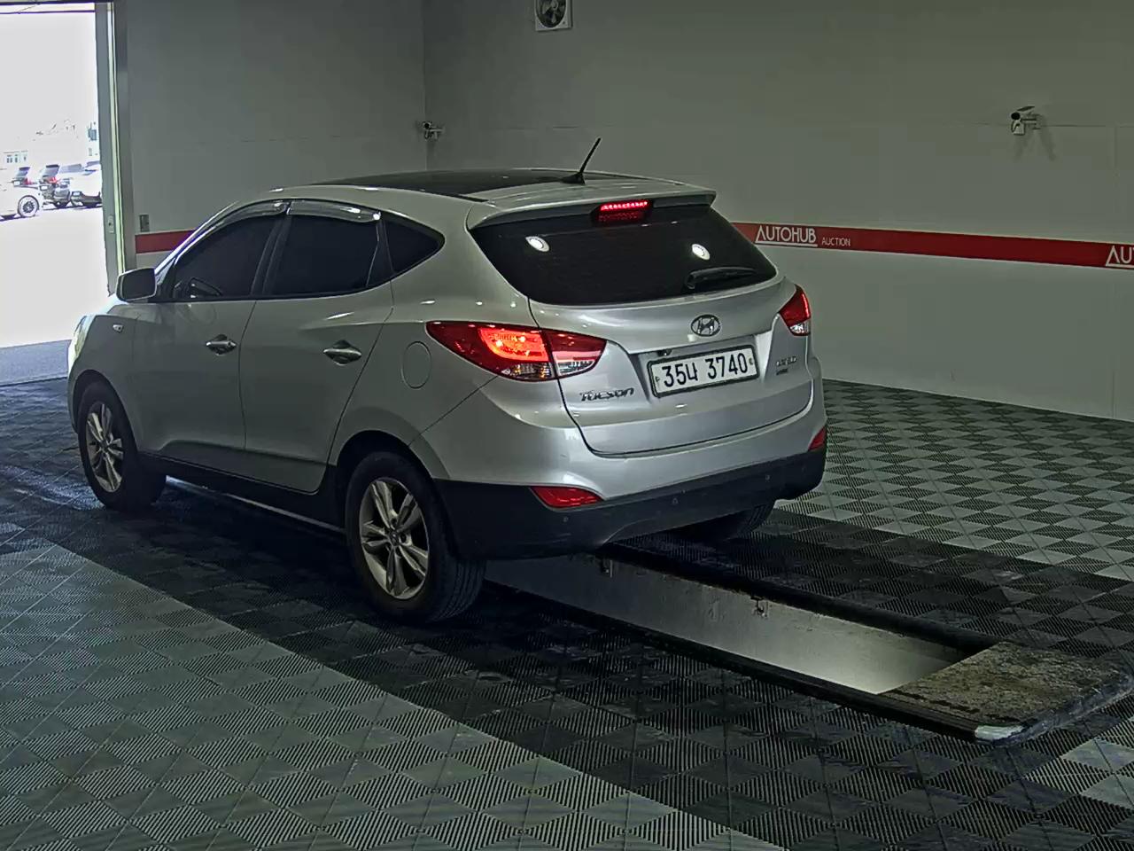 2010 - hyundai tucson