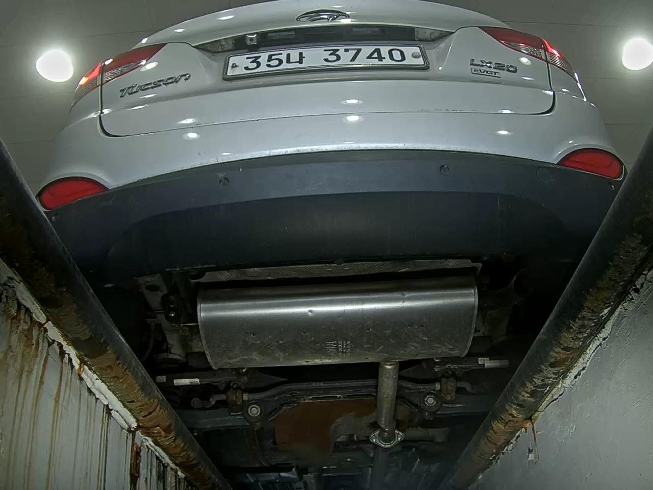 2010 - hyundai tucson