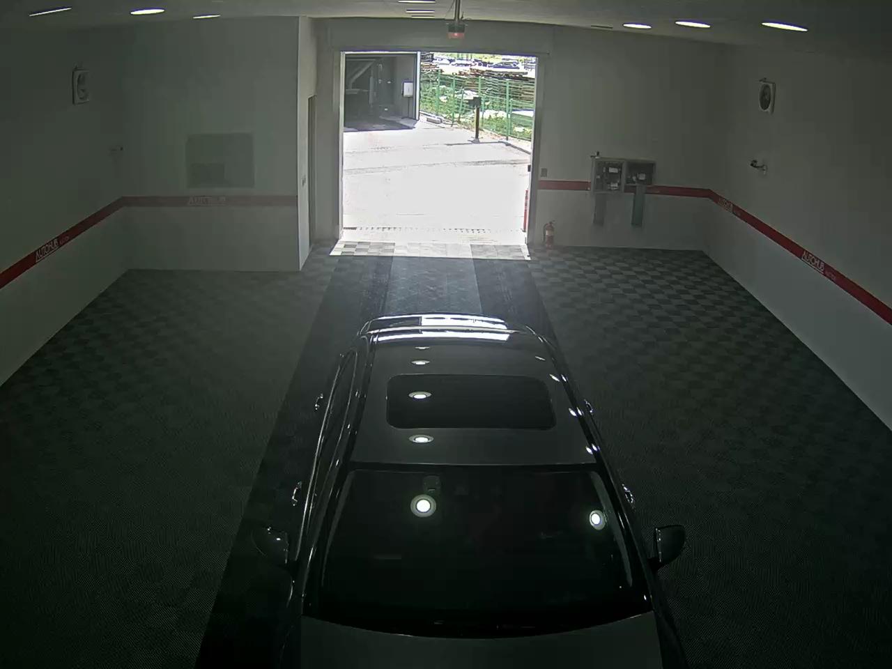 2019 - mercedes-benz e300