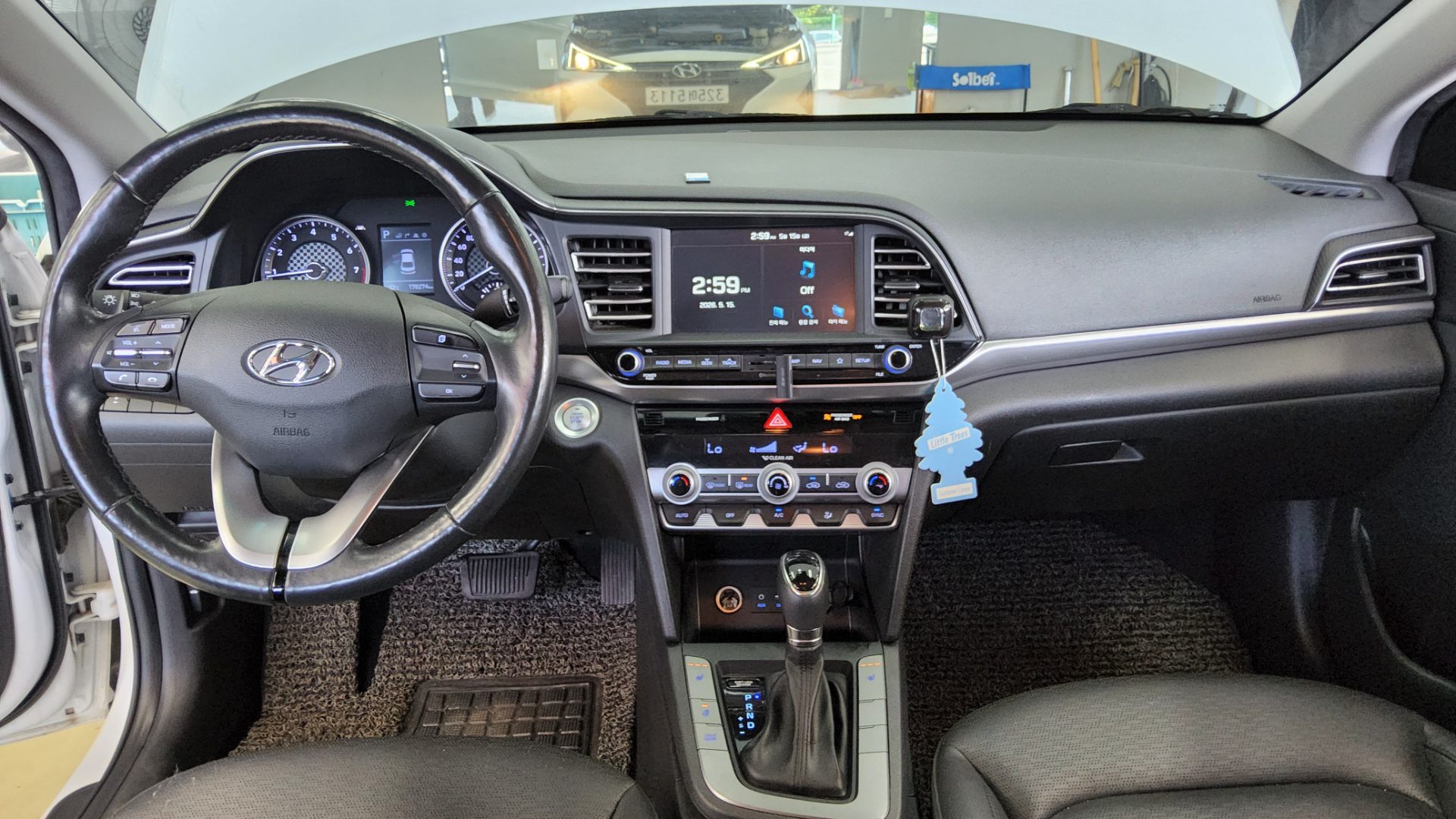2019 - hyundai avante