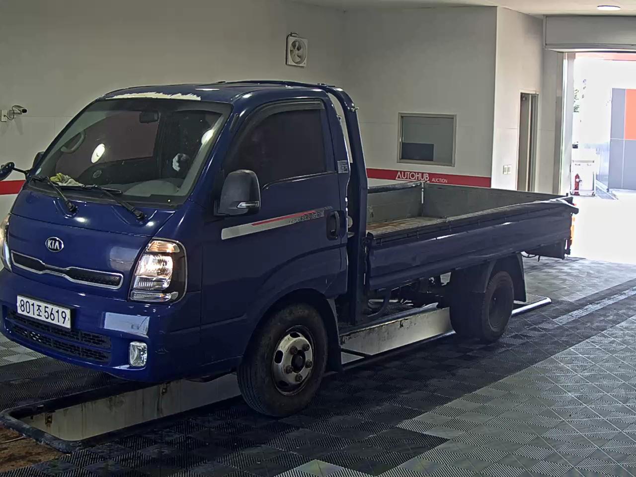KIA BONGO III CARGO TON STANDARD CAB EXTRA WHEELBASE