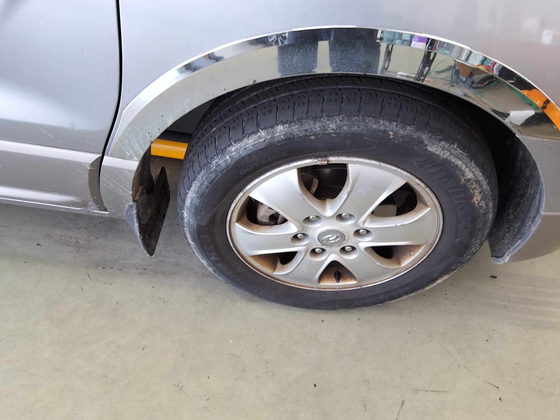 2012 - hyundai grand starex