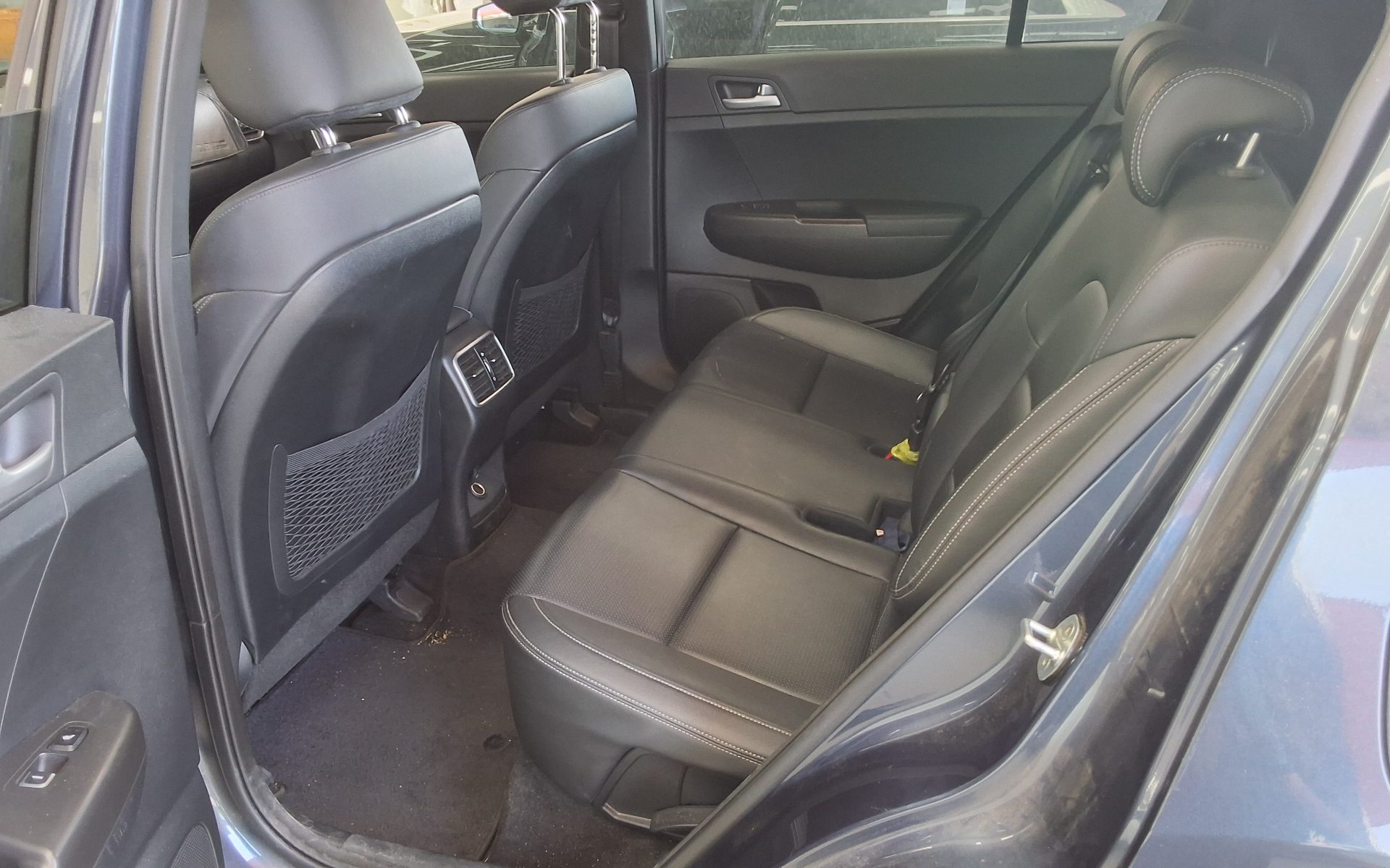 Kia Sportage - 11