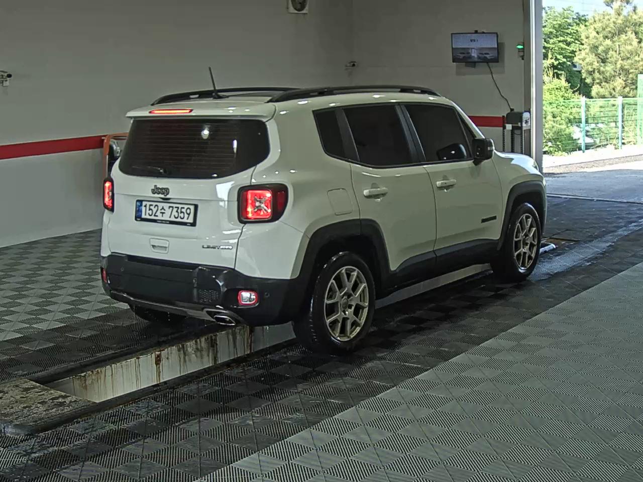 2021 - jeep renegade