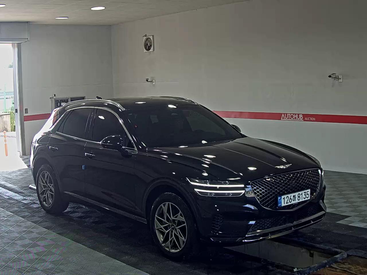 2023 - genesis gv70