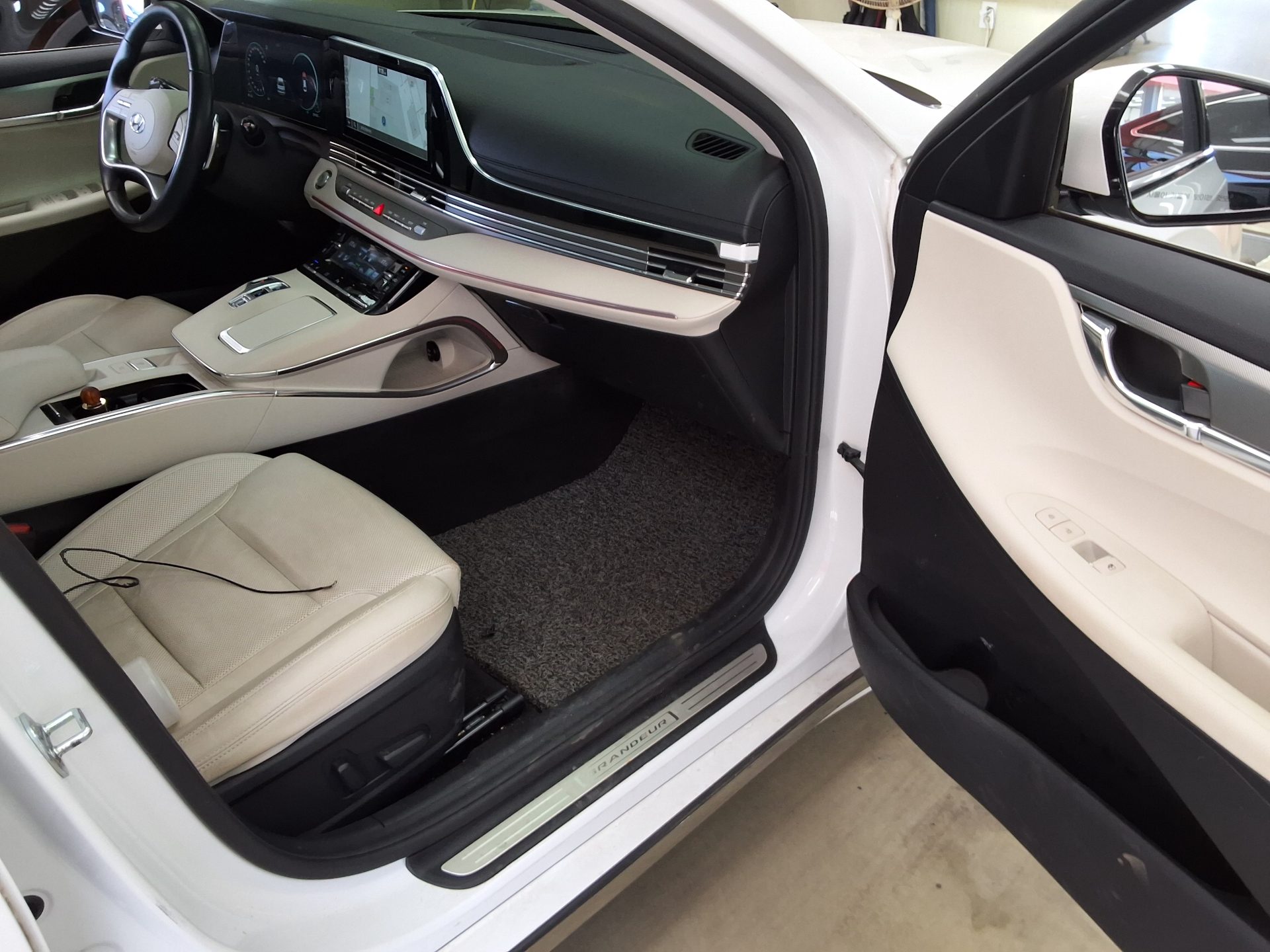 2022 - hyundai grandeur