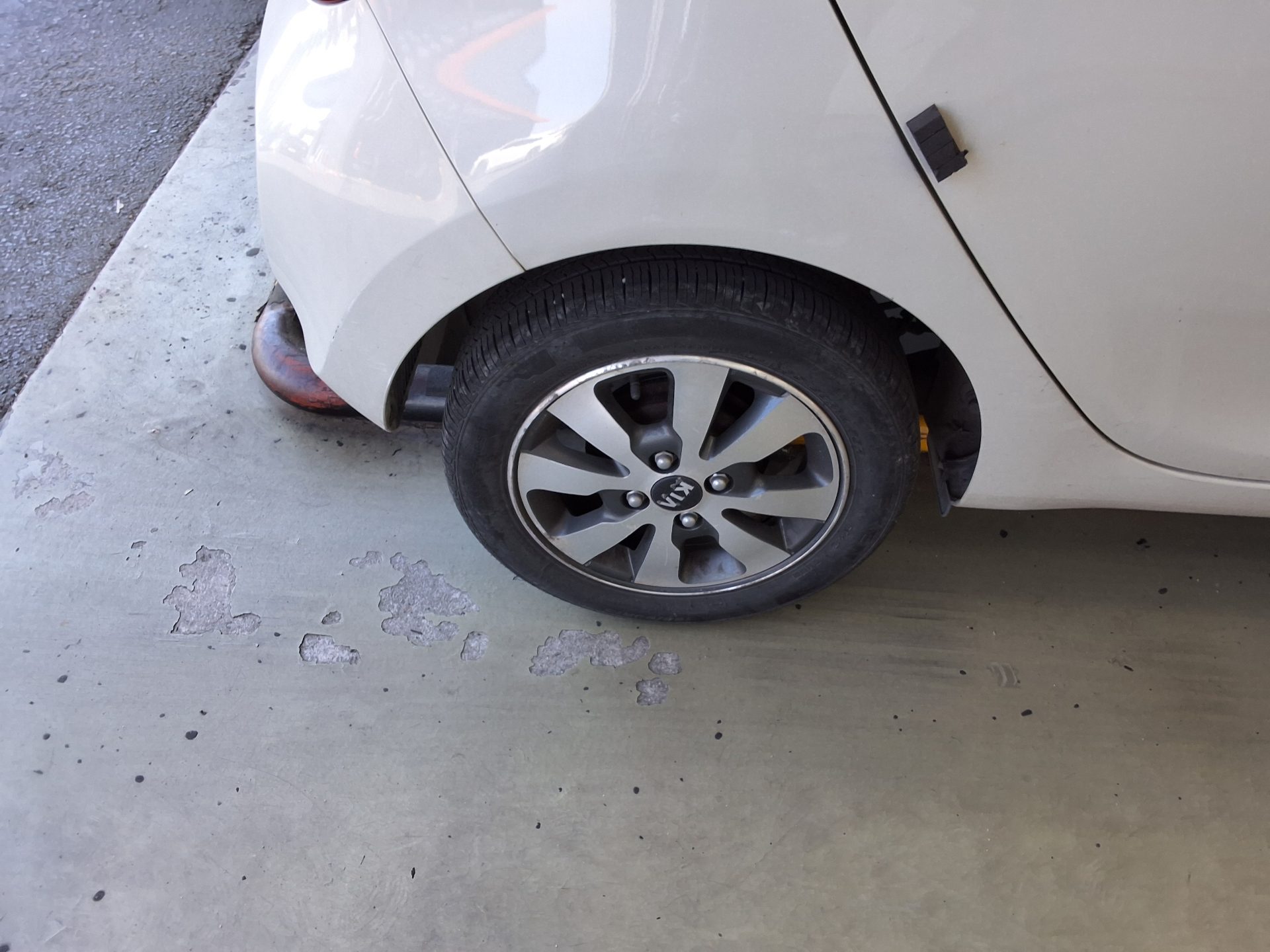 2013 - kia morning