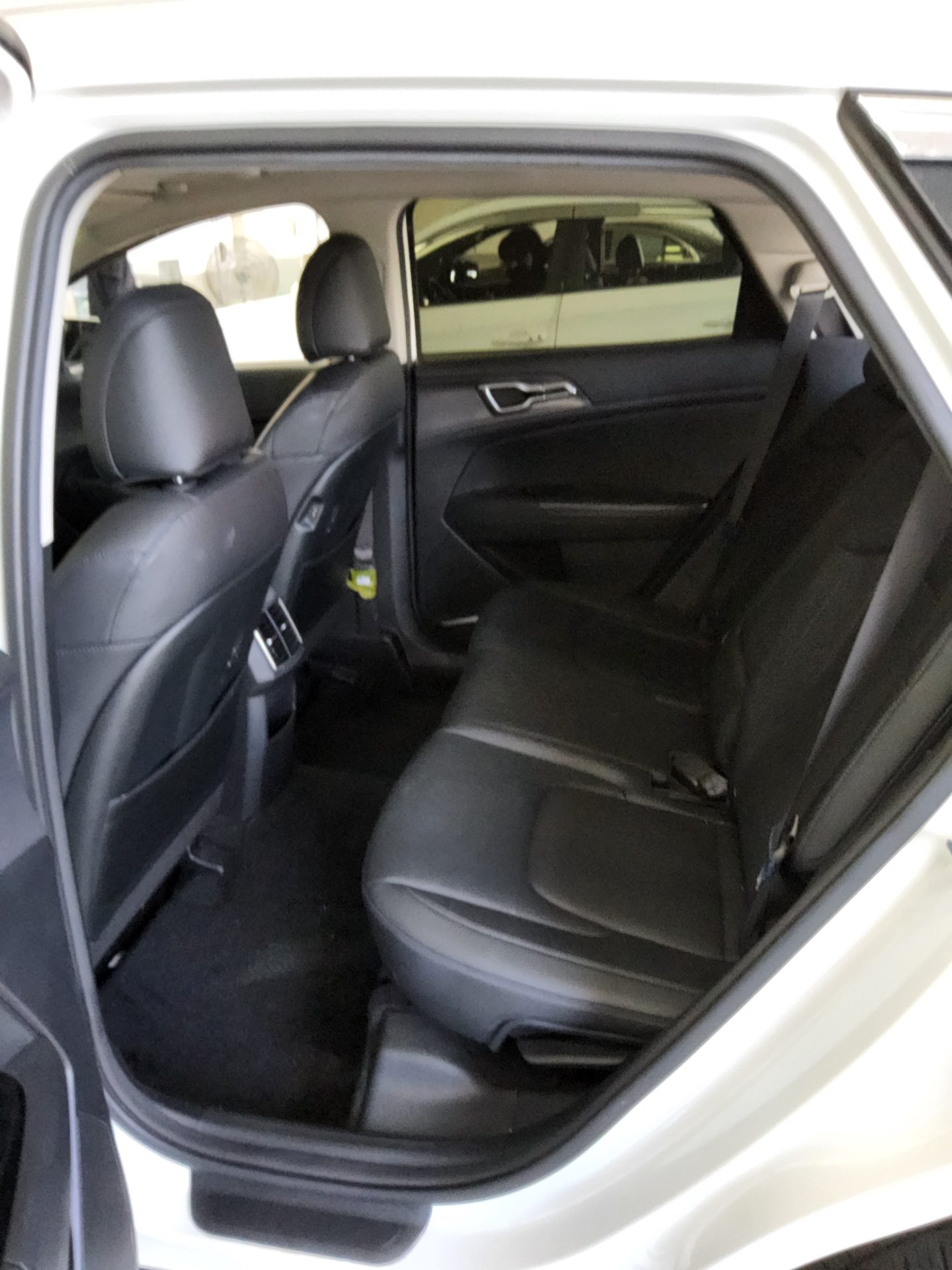 2023 - kia sportage