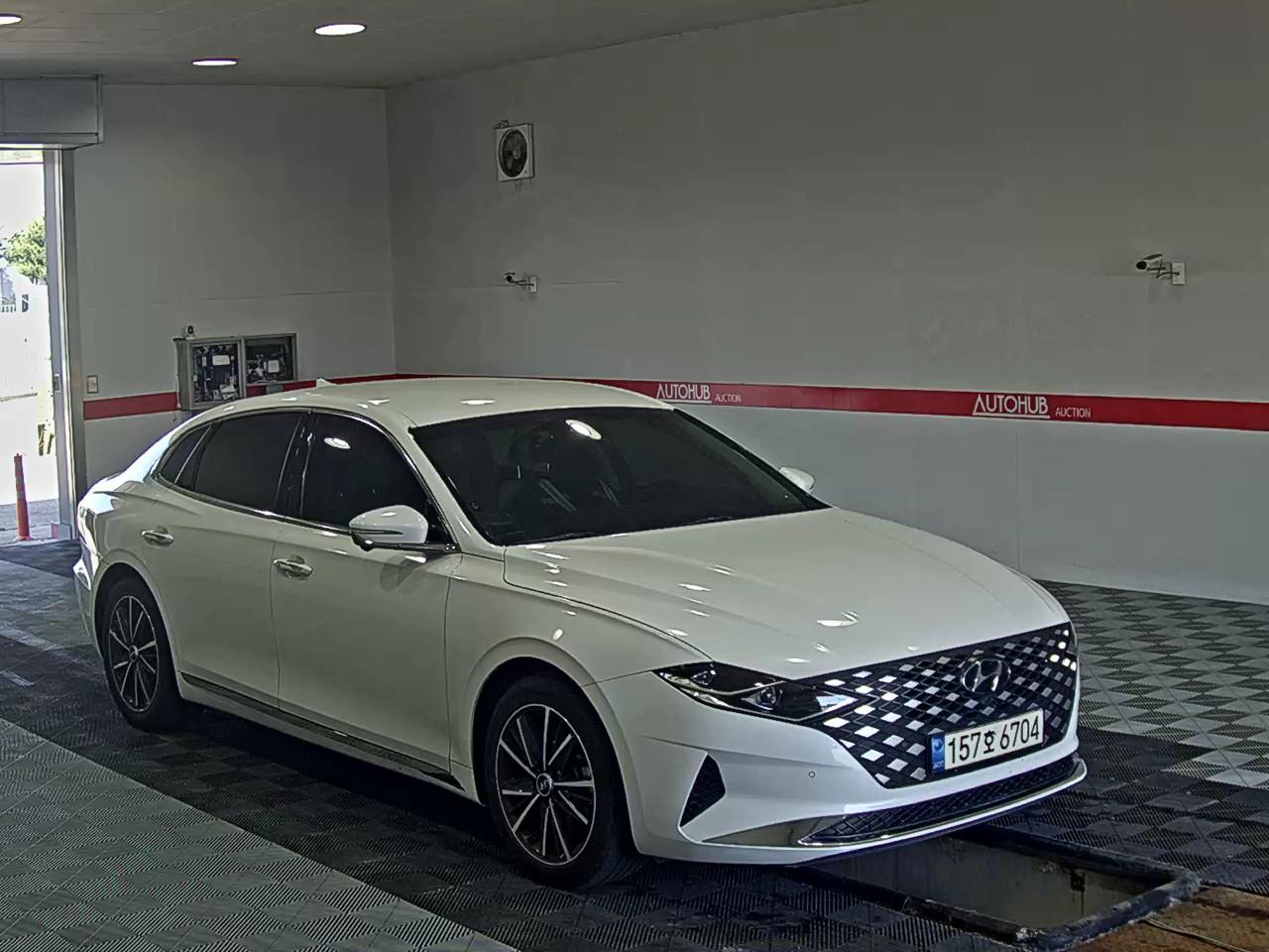 2022 - hyundai grandeur