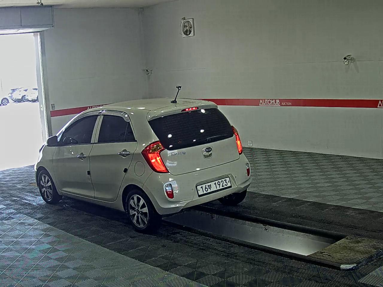 2013 - kia morning