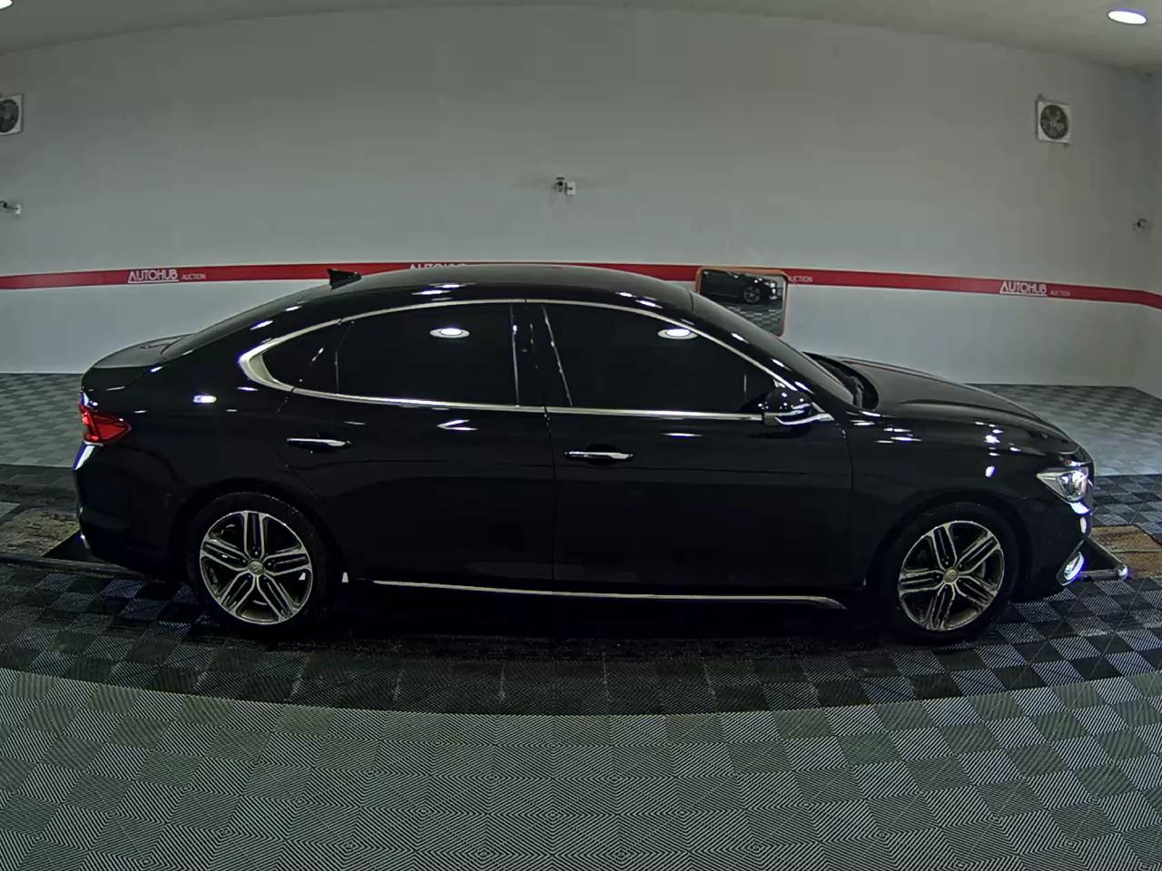 2018 - hyundai grandeur