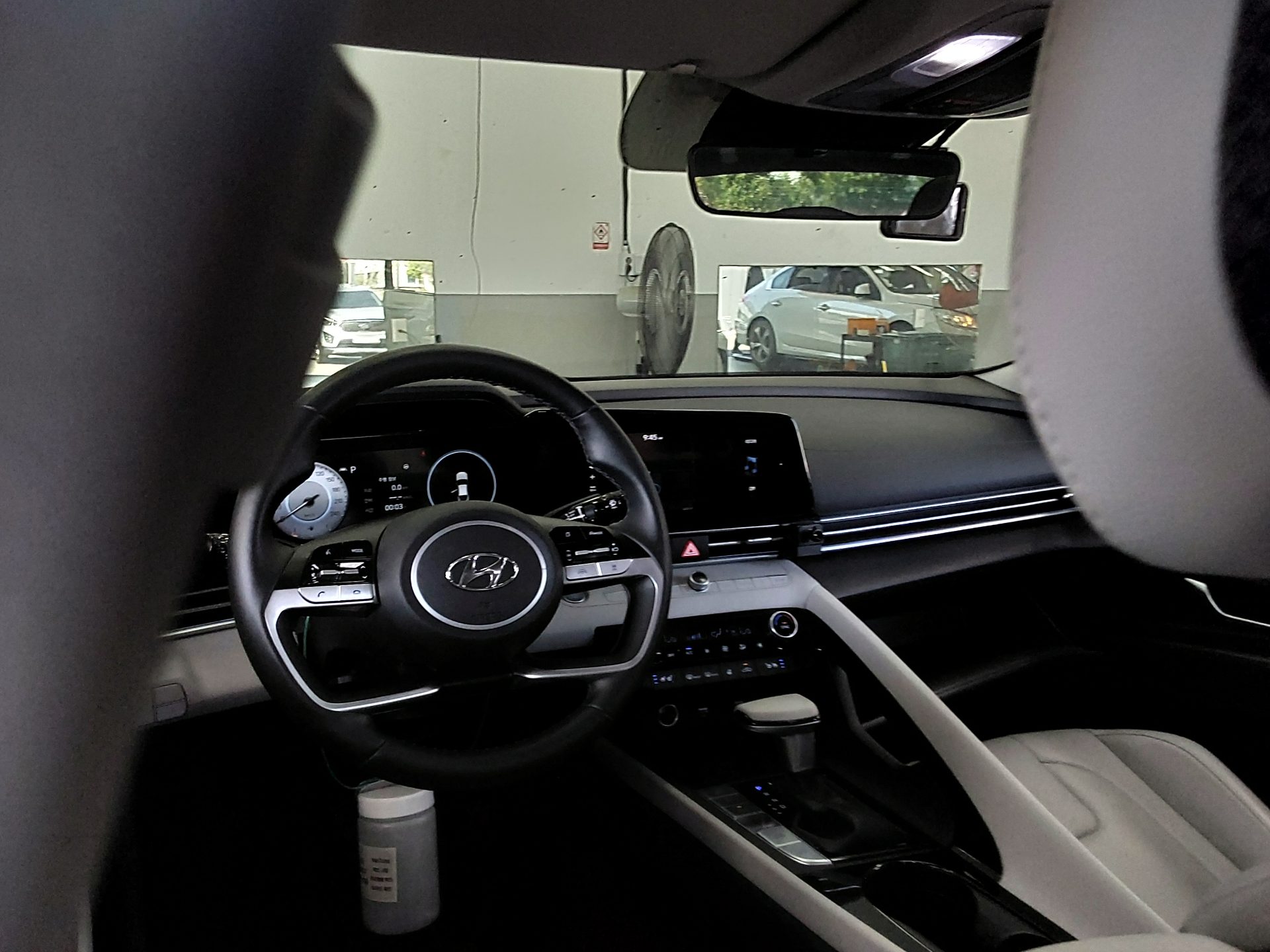 2022 - hyundai avante