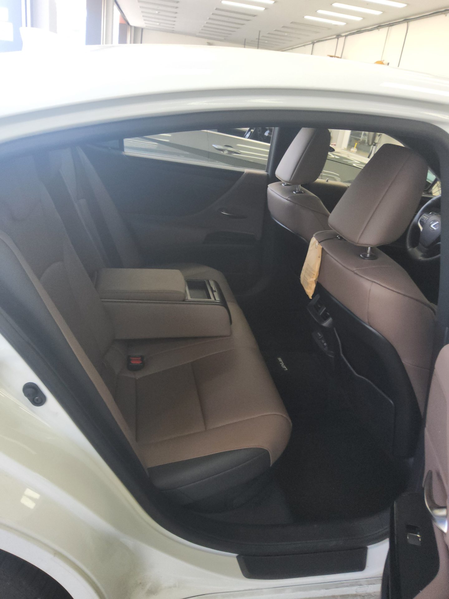 2024 - lexus es