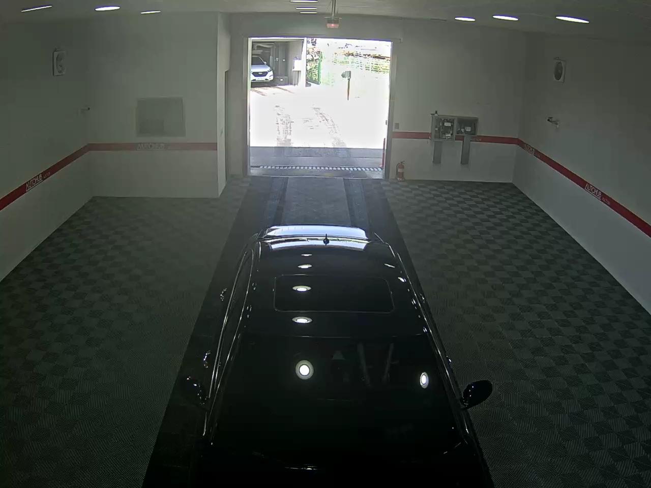 Audi A6 - 6