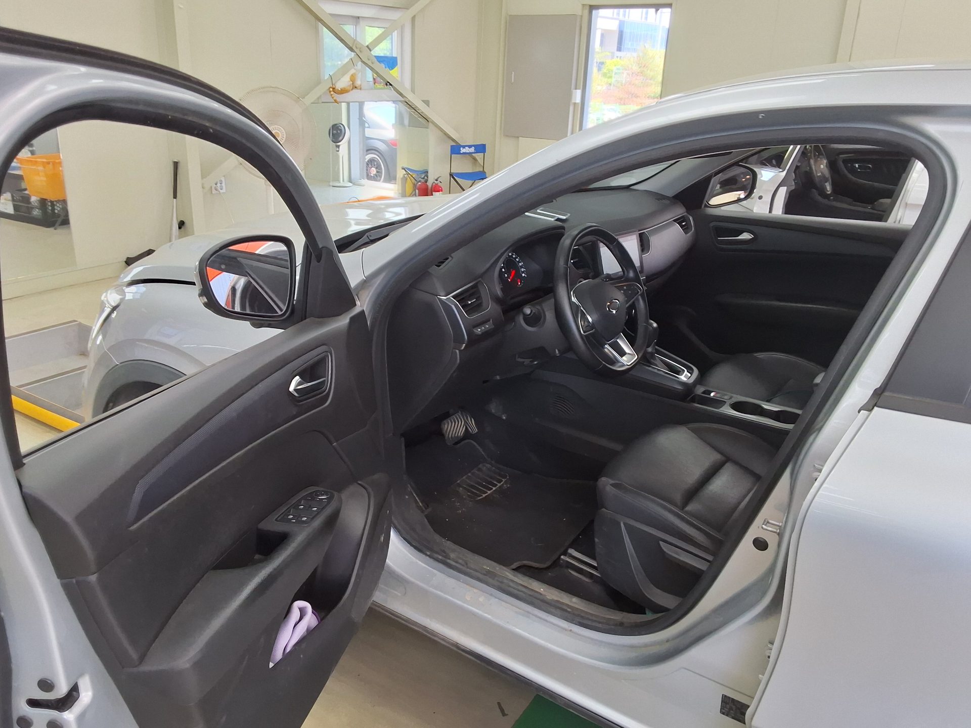 2020 - renault xm3