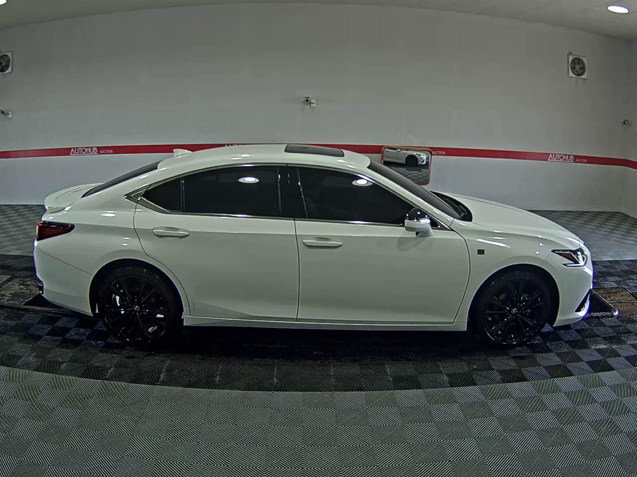 2024 - lexus es
