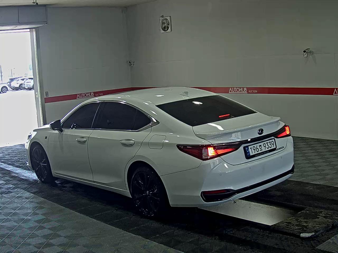 2024 - lexus es