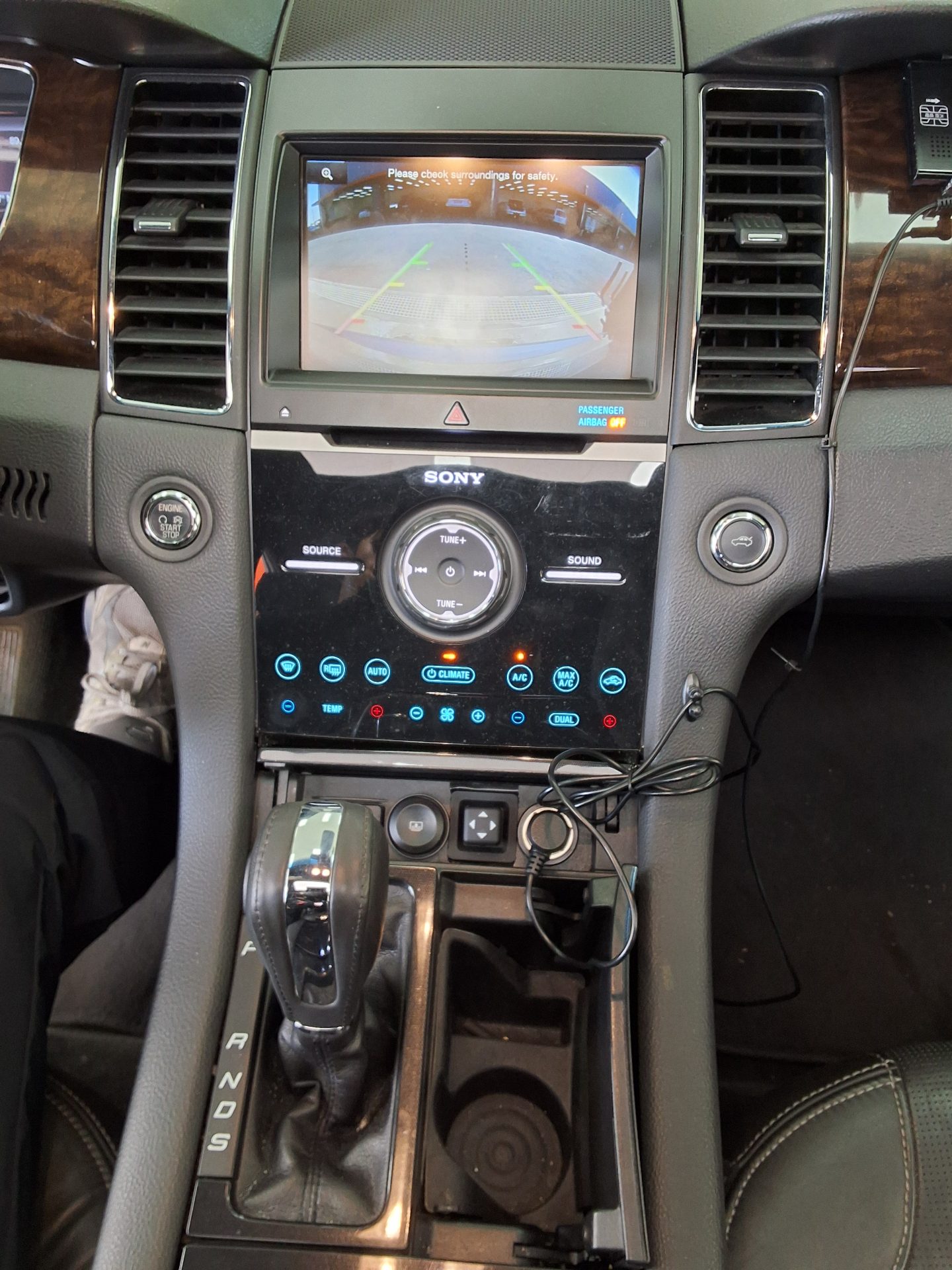 2014 - ford taurus