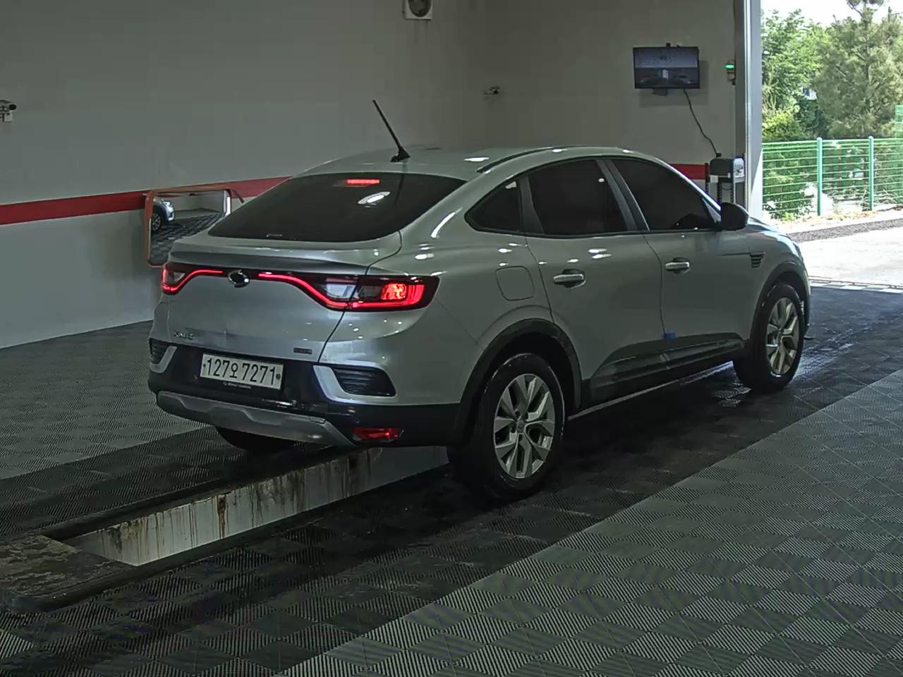 2020 - renault xm3
