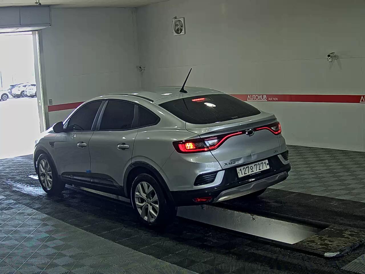 2020 - renault xm3