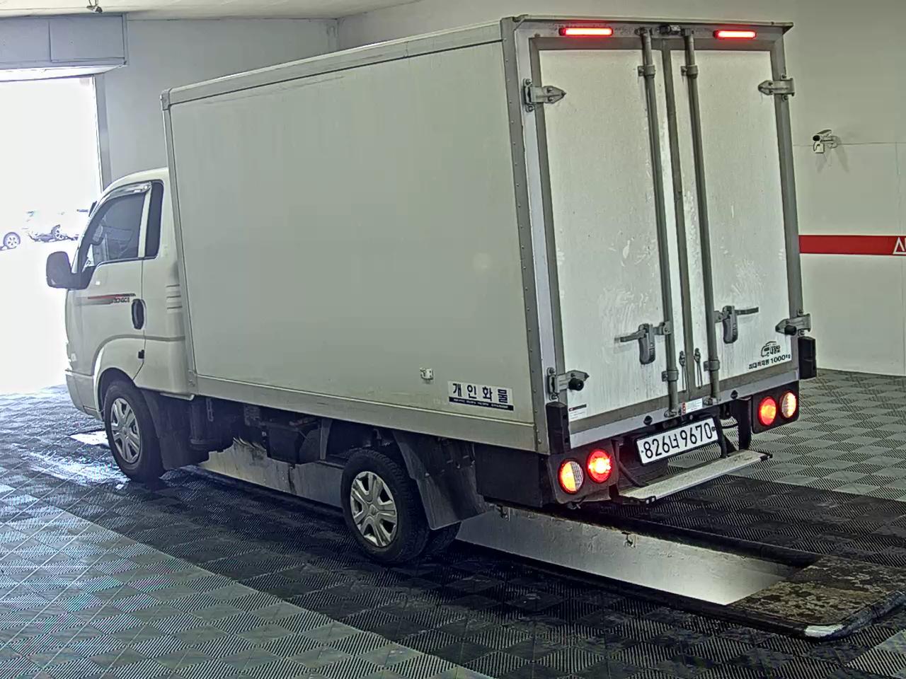2021 - kia bongo