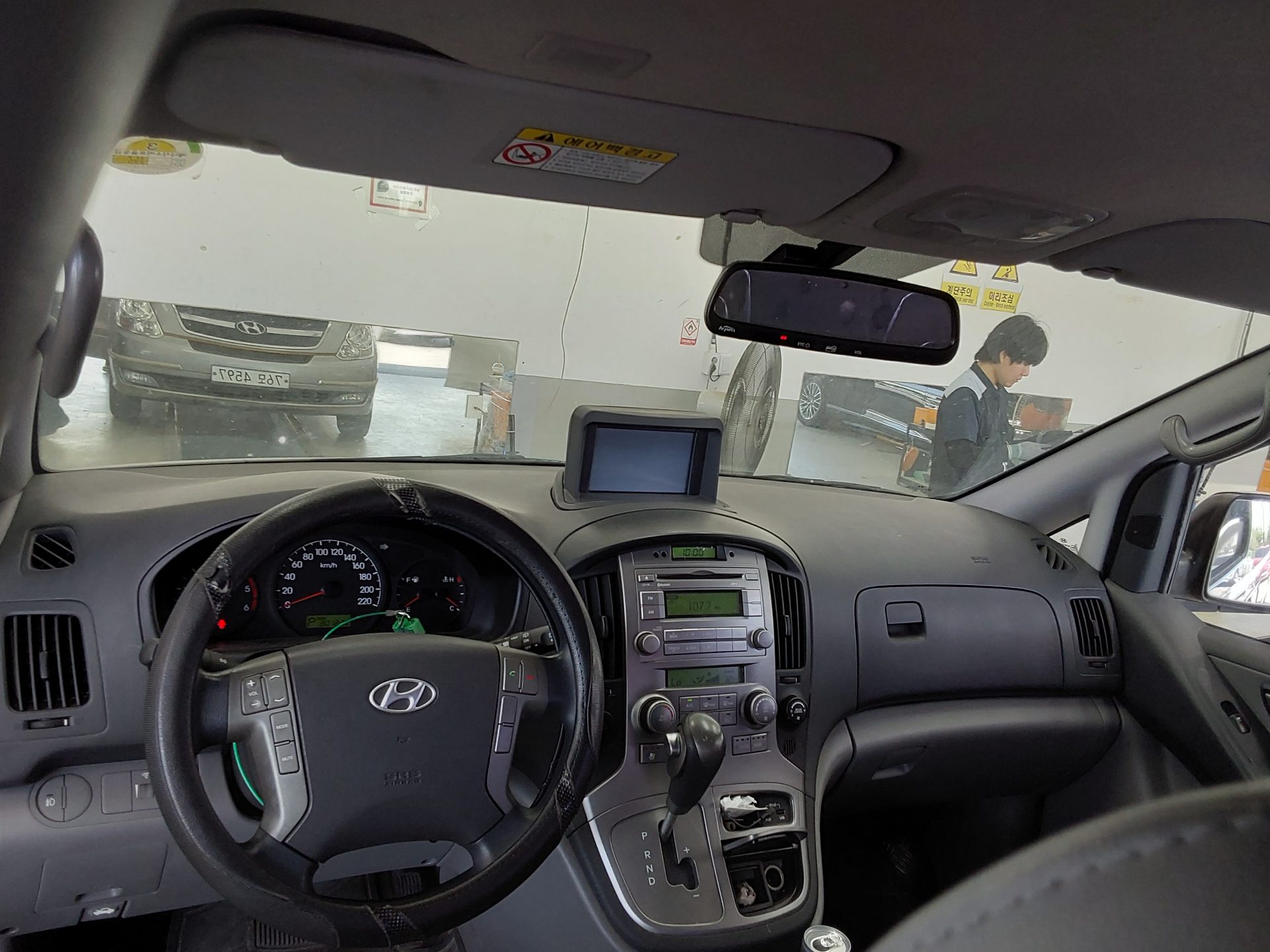 2013 - hyundai grand starex