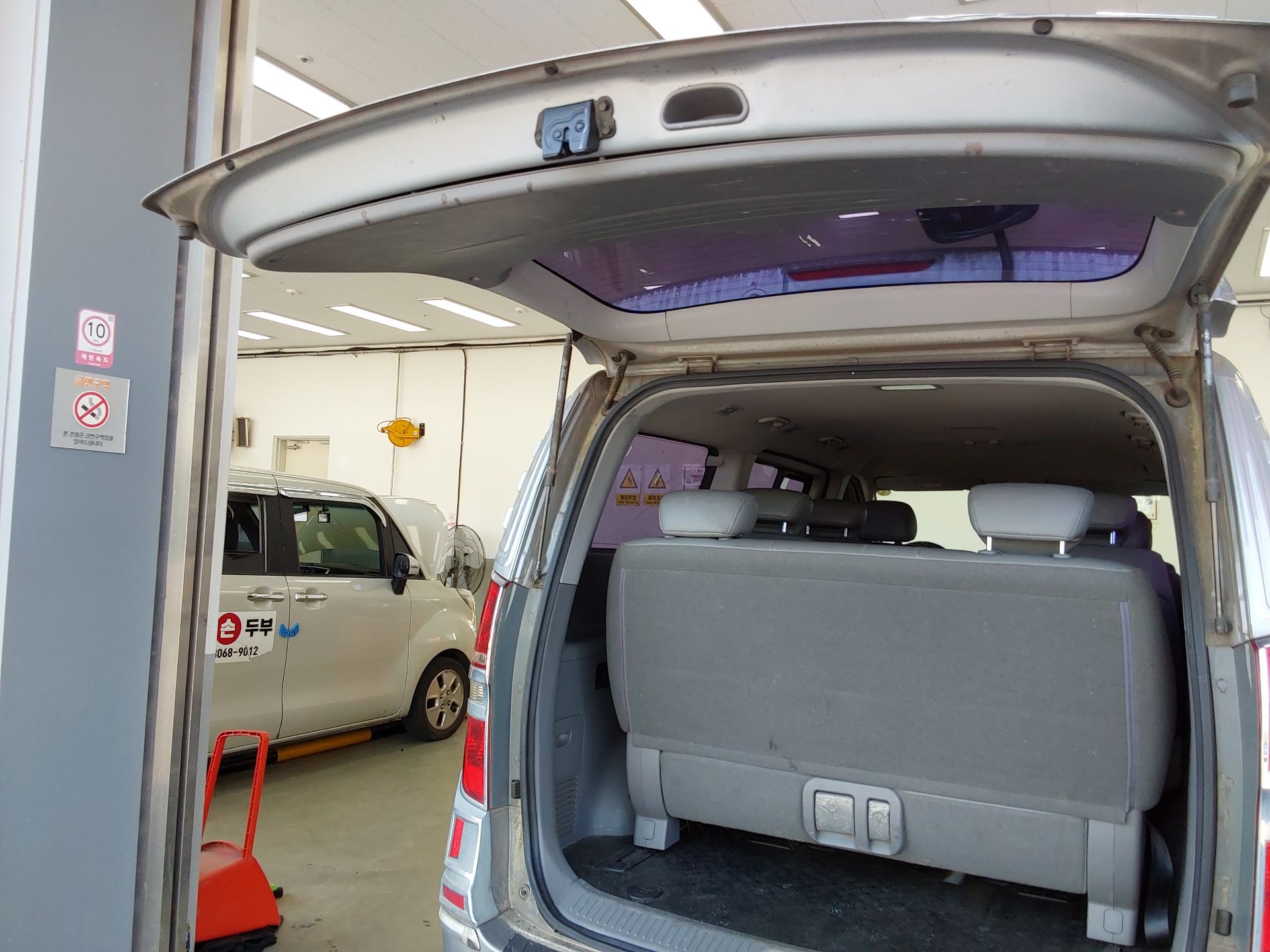 2013 - hyundai grand starex