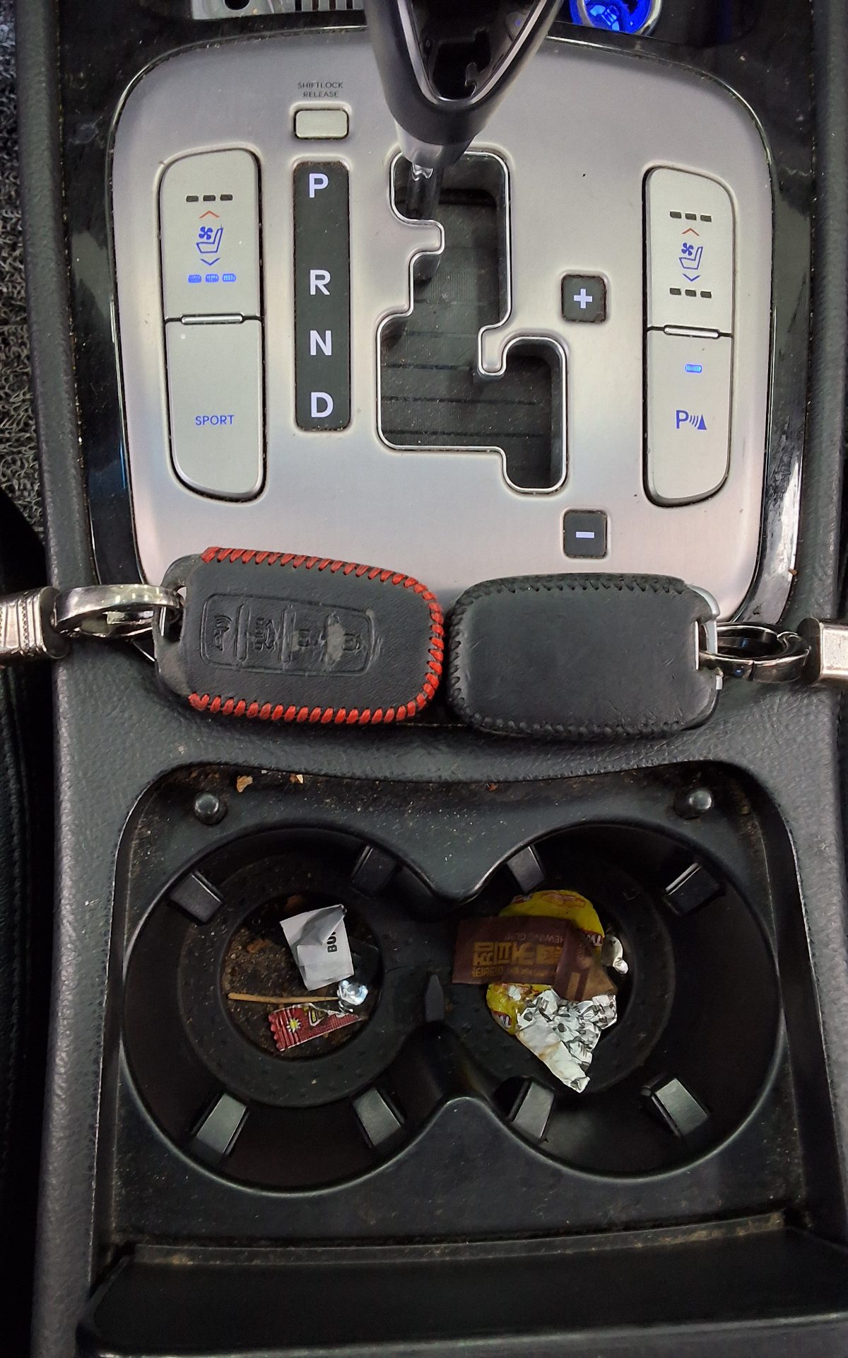 2012 - hyundai bh