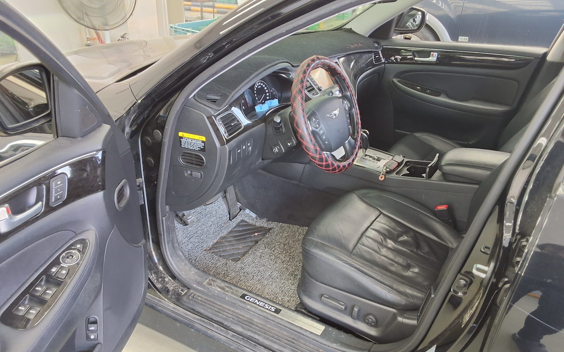 2012 - hyundai bh