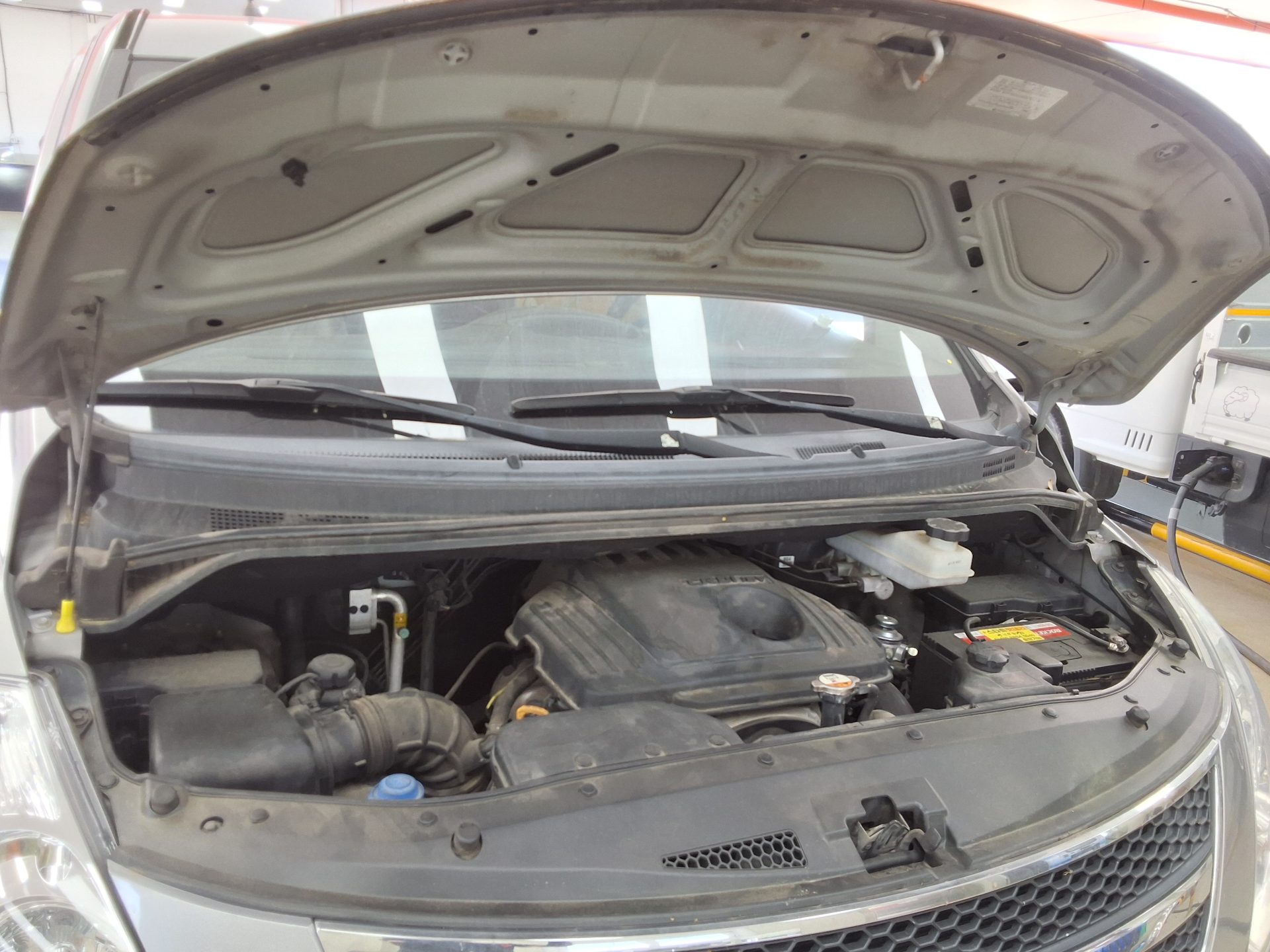 2015 - hyundai grand starex