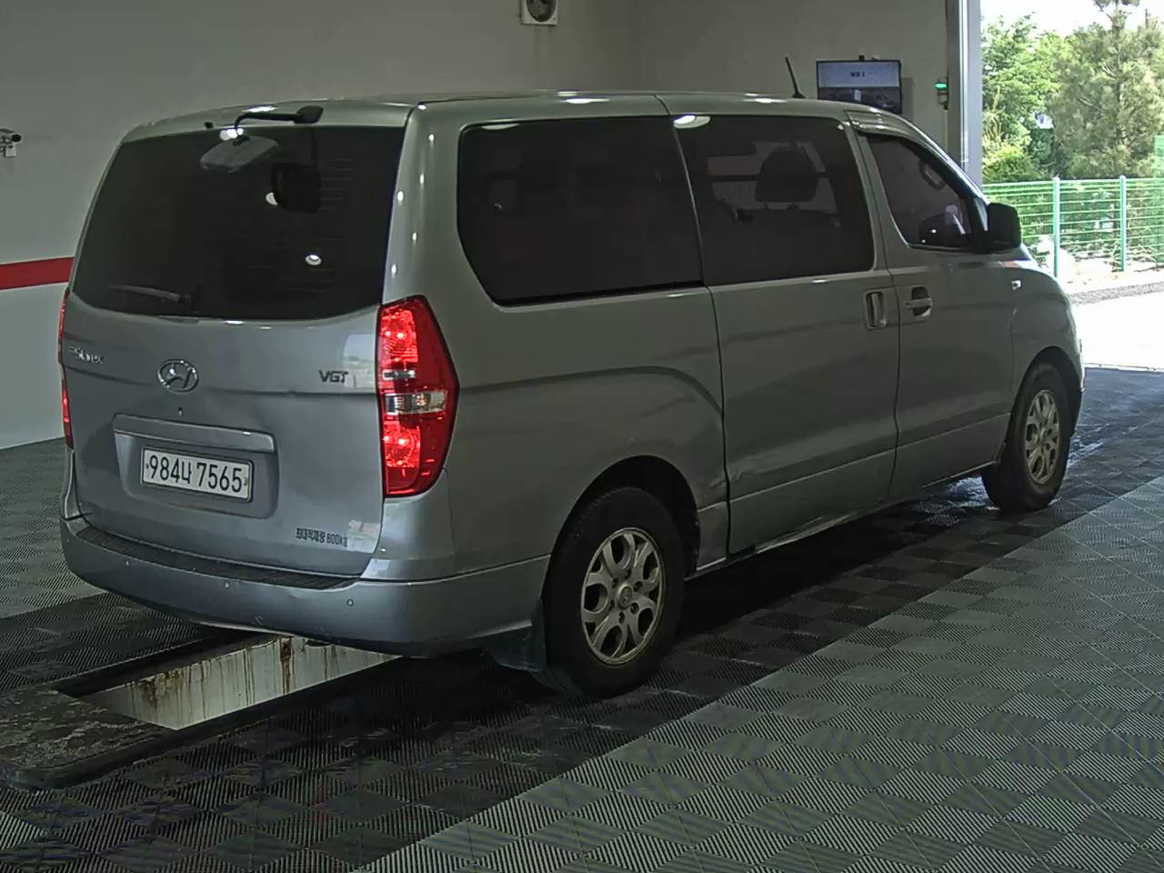 2015 - hyundai grand starex
