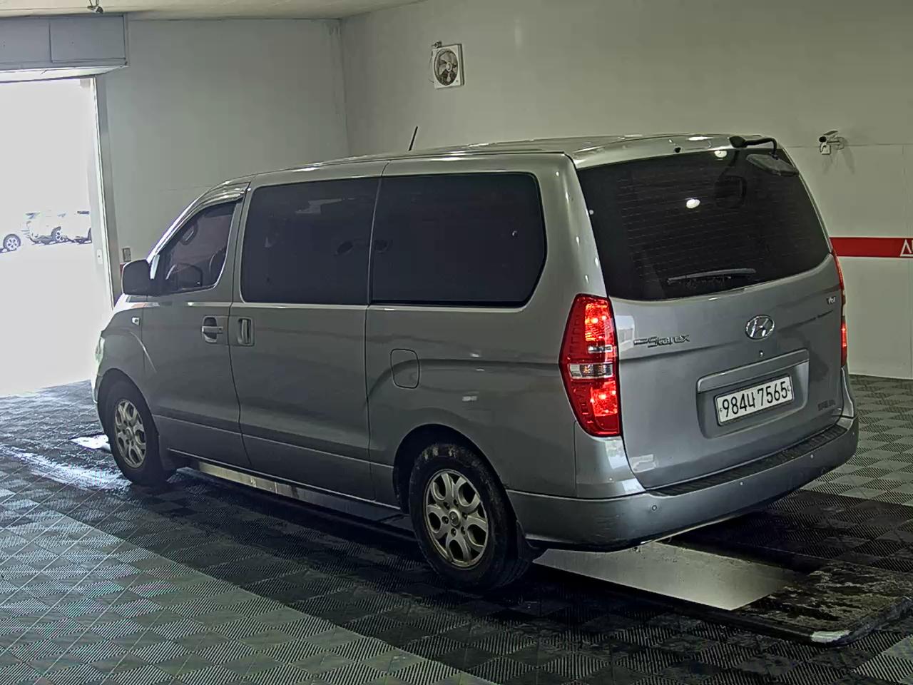 2015 - hyundai grand starex