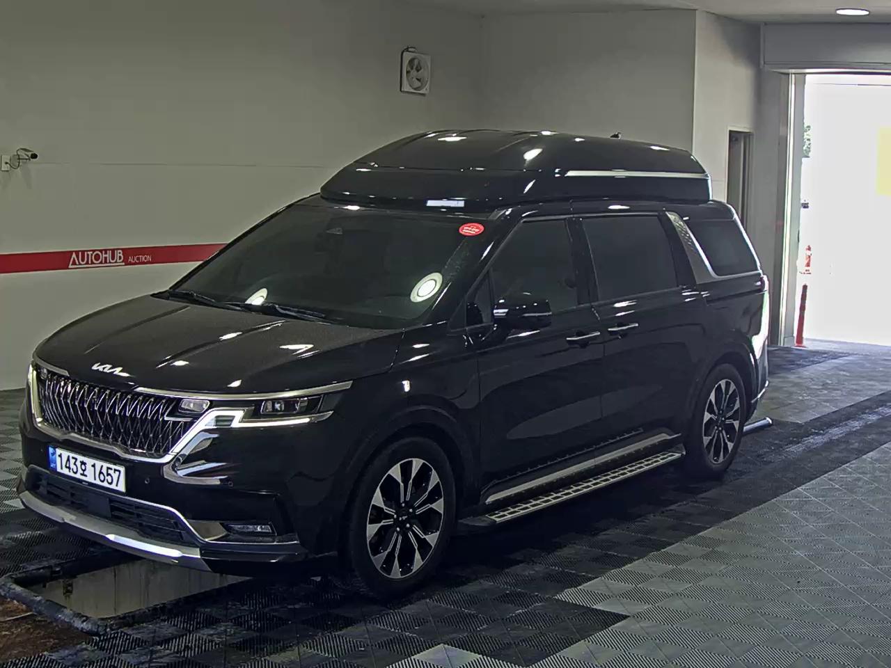 KIA CARNIVAL (KA4) -LIMOUSINE