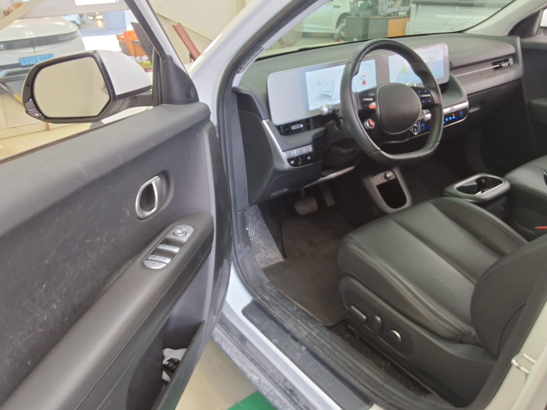 2023 - hyundai ioniq