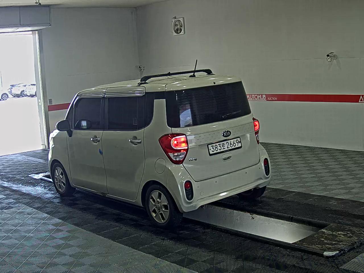 2019 - kia ray