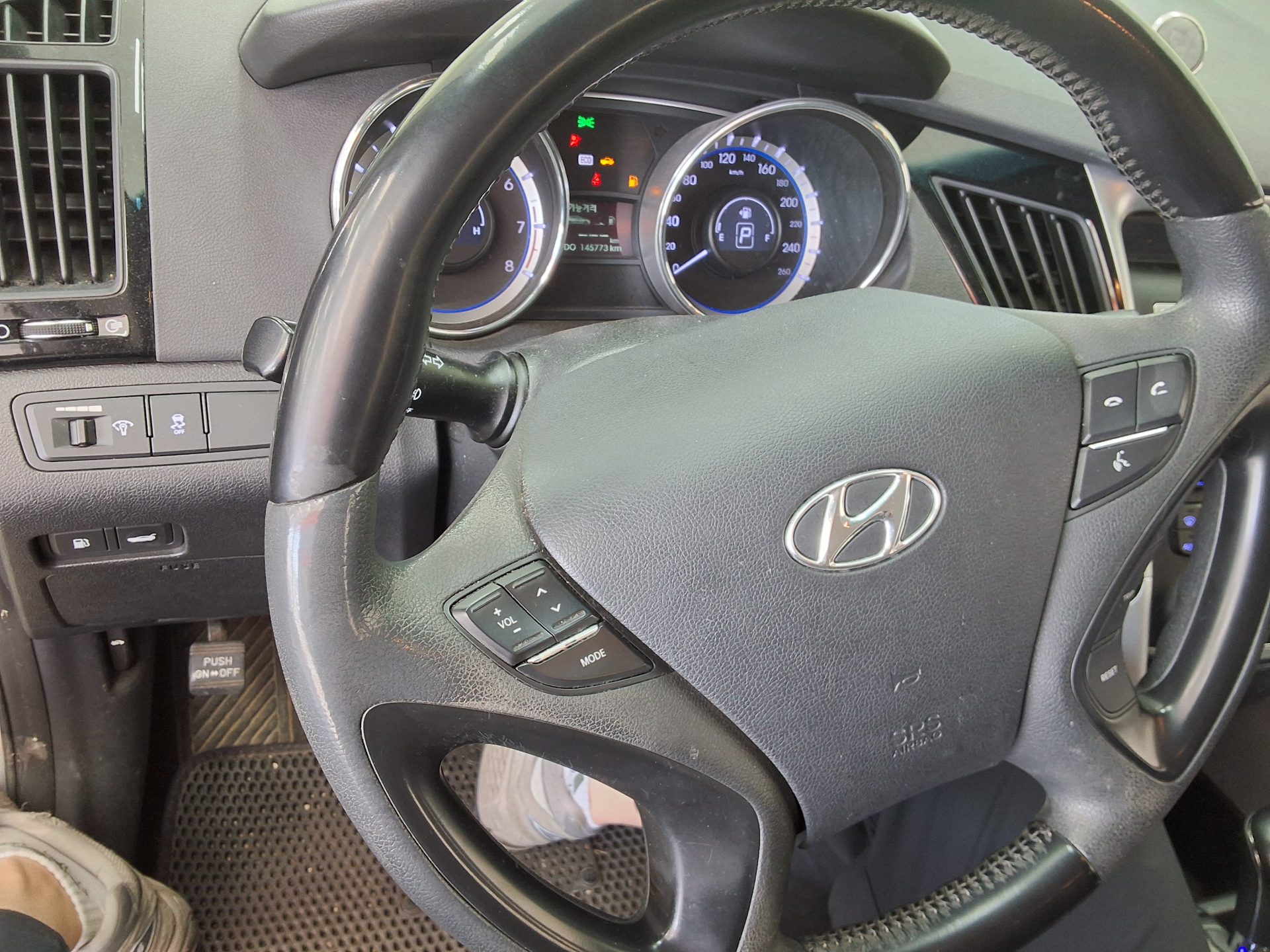 2010 - hyundai sonata